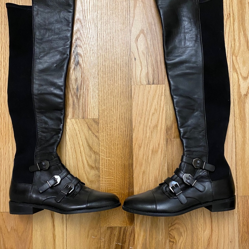 Stuart Weitzman - Picture 3 of 3